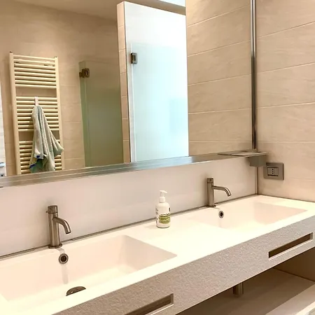 아파트 Modern 90sqm - Ideal Base For Parma & Modena 카브리아고