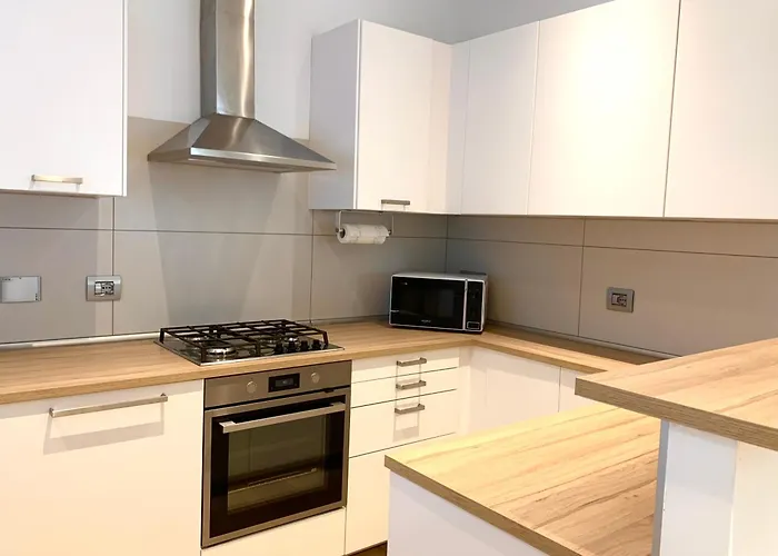 Daire Modern 90sqm - Ideal Base For Parma & Modena